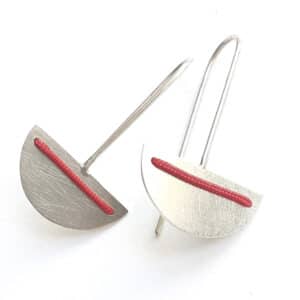 Pendientes Medio Circulo Rojo